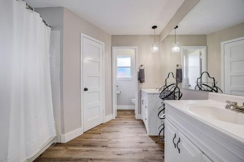 6535 Fair Vly Trl, Austin TX  78749-1250 exterior