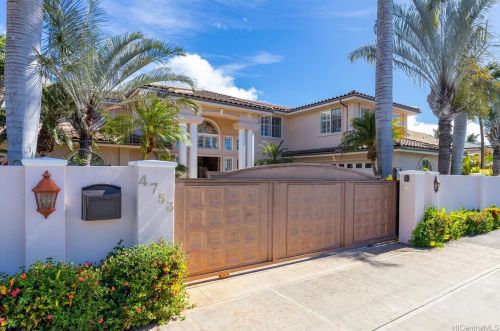 4753 Farmers Rd, Honolulu, HI 96816-5443