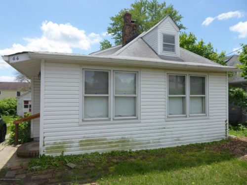44 Washington Ave, Leonardo, NJ 07737-1412