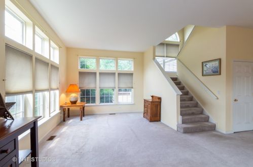 1438 Spring Leaf, Barrington Hills, IL 60118