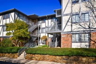 1105 Westfield Ct, Indianapolis IN  46220-1192 exterior