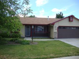 2351 Grapewood Dr, Meridian ID  83646-7333 exterior