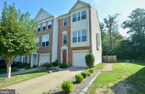 11545 Bertram St, Woodbridge, VA 22192-7454