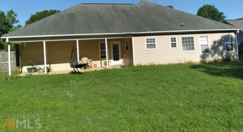 208 Sunflower Dr, Bonaire, GA 31005-3743