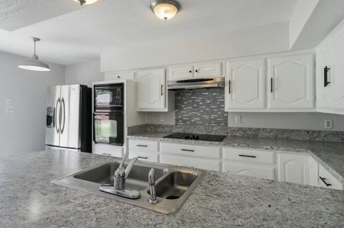 335 Wishing Star Dr, Duncanville, TX 75116-3634