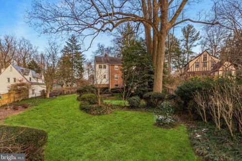 305 Ellsworth Dr, Silver Spring MD 20910-4301 exterior