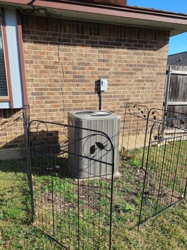 444 Little Fox Ln, Fort Worth TX  76108-4076 exterior