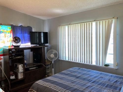 1602 Raymar St, Santa Ana CA 92703-4619 exterior