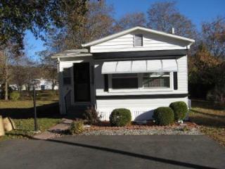 5 Westpoint Ter, Nashua, NH 03062-1133