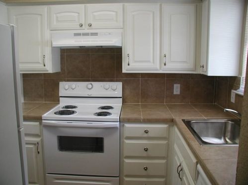 3920 Scruggs Dr, Fort Worth, TX 76180-8868
