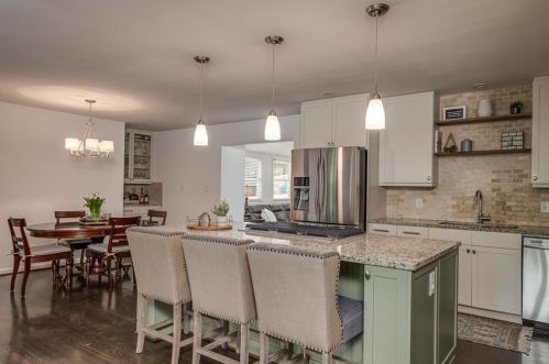 6110 Harleston Rd, Atlanta GA  30328-4108 exterior