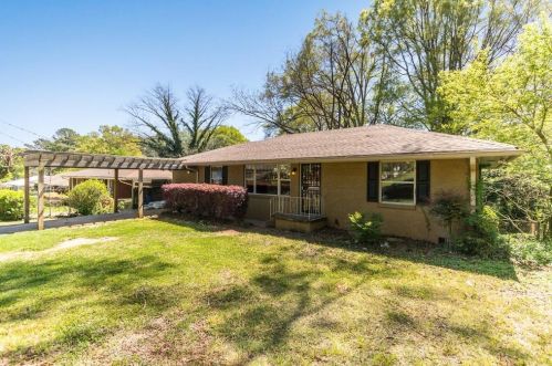 95 Bromack Dr, Atlanta GA  30315-6544 exterior