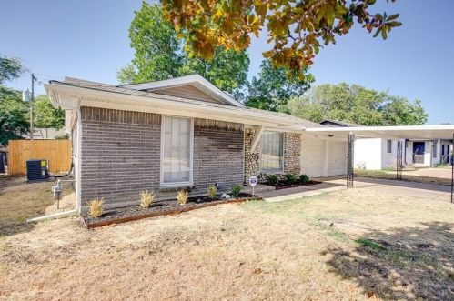 5712 Shipp Dr, Fort Worth, TX 76148-3418