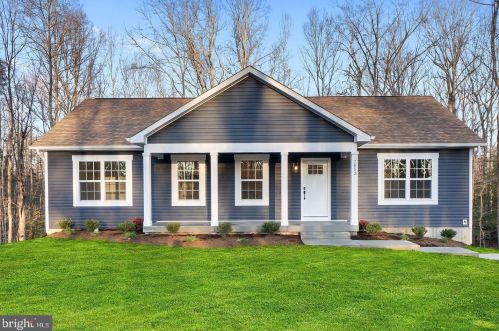 3731 Breaknock Rd, Bumpass, VA 23024-9644