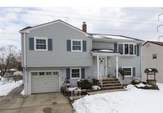 12 Schmitt St, Sayreville, NJ 08872-1261