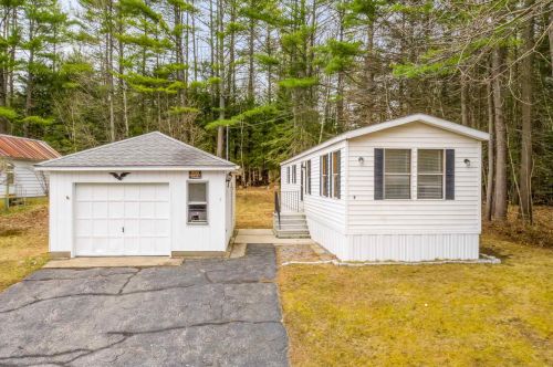 7 Minerva Ln, Keene, NH 03431-5610