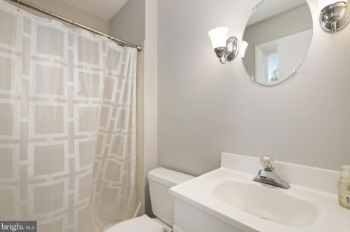 7302 Aspen Ct, Middletown MD  21769-7605 exterior