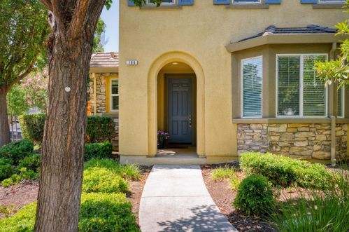 109 Ameno Ln, Tracy, CA 95391-2025
