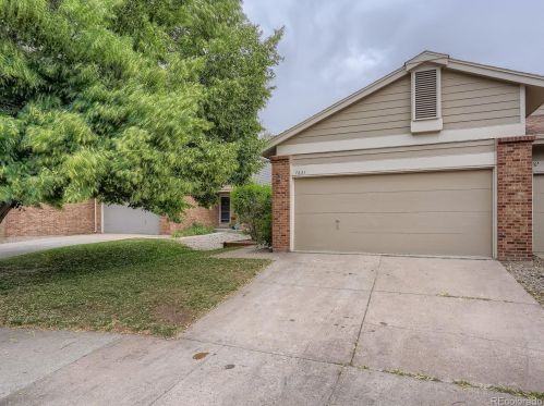 7631 Iowa Ave, Denver CO  80231-5684 exterior