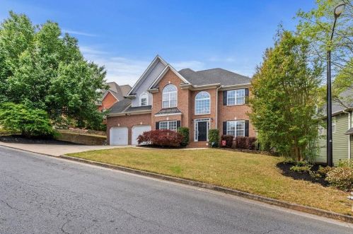 5718 Vinings Place Dr, Mableton, GA 30126-5666