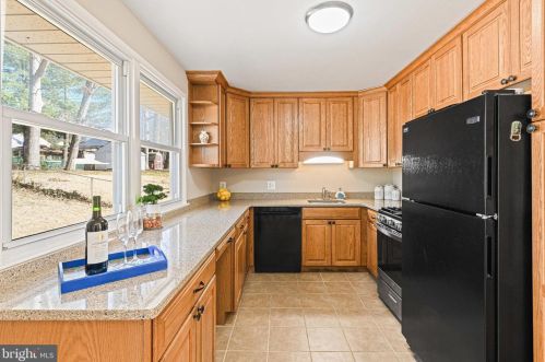 7910 Gosport Ln, Springfield VA  22151-2407 exterior