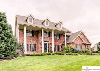 10505 168th Ave, Omaha, NE 68136-4102