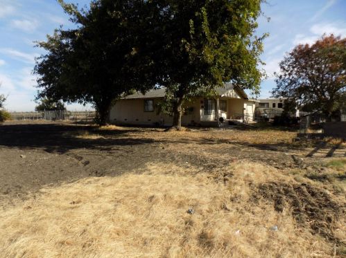 45730 Valeria Ave, Dos Palos, CA 93620-9404