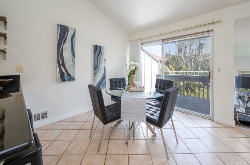 17082 Pacific Coast Hwy, Huntington Beach, CA 92649-4132
