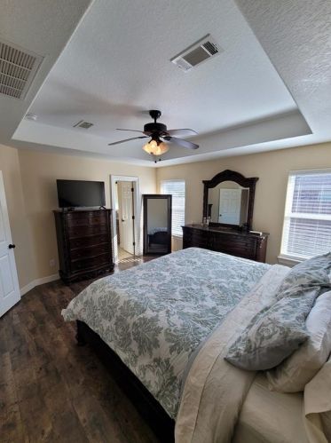 6114 Fox Ridge Dr, Angleton TX 77515-2512 exterior