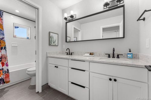 4307 Navajo St, Denver CO 80211-2534 exterior