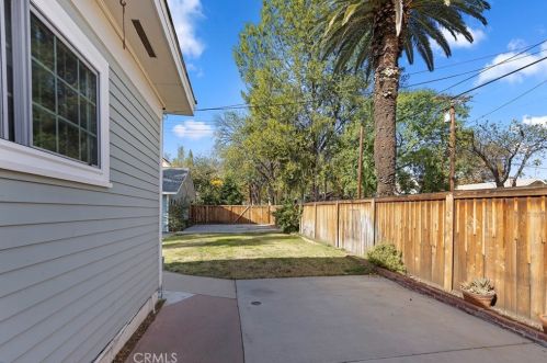 3609 Pine St, Riverside CA  92501-2644 exterior