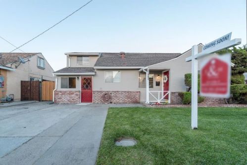 21962 Victory Dr, Hayward, CA 94541-5930