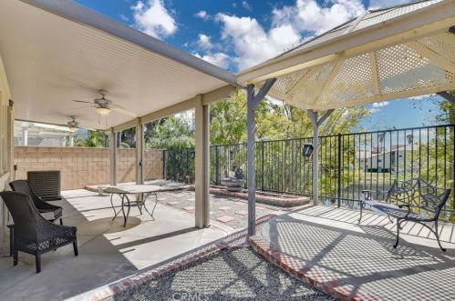 7948 Shadow Trails Ln, Riverside CA  92509-7007 exterior