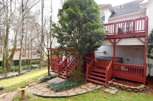 3007 Clove Tree Ln, Holly Springs GA  30189-6948 exterior