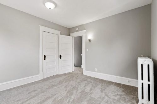 1450 Charles Ave, Saint Paul MN  55104-2401 exterior