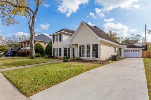 1703 Plantation Dr, Richmond TX  77406-1321 exterior