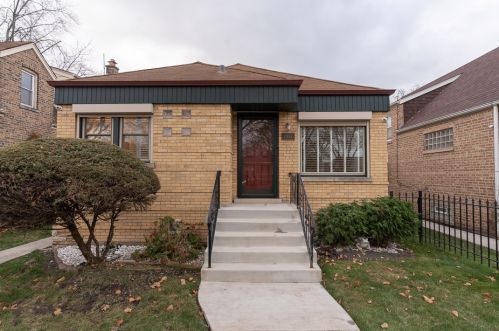 12234 State St, Chicago, IL 60628-6809