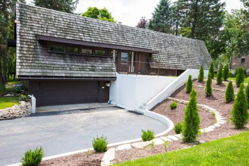 501 64 St, Willowbrook IL  60527-5310 exterior