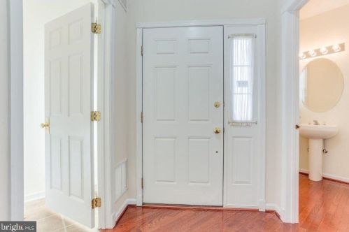 45 Caleb Ln, Princeton NJ  08540-6139 exterior