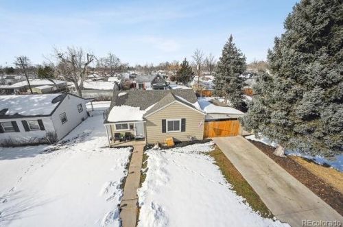 835 Oakland St, Denver CO  80010-4173 exterior
