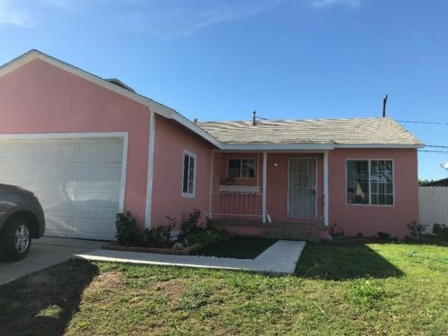 14827 Fonthill Ave, Hawthorne, CA 90250-8427