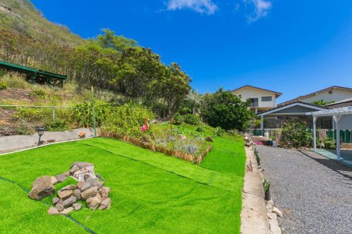 1279 Kaeleku St, Honolulu HI  96825-3005 exterior