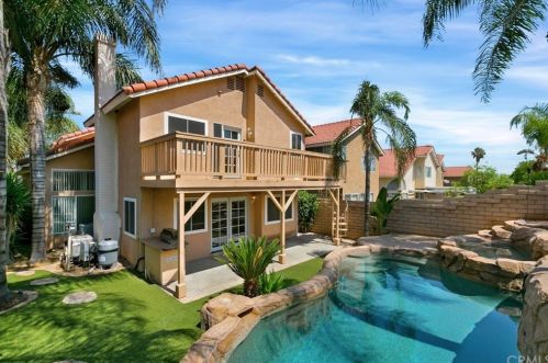 3585 Windstorm Way, Riverside CA  92503-4506 exterior