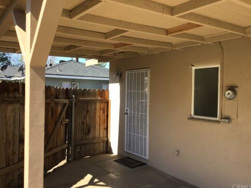 8052 Garfield St, Riverside CA  92504-3005 exterior