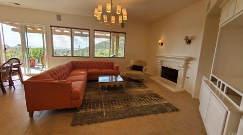 2433 Crooked Trail Rd, Chula Vista, CA 91914-4143