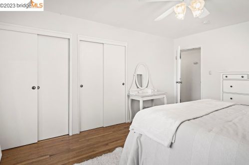 1005 Oak Grove Rd, Concord CA  94518-3004 exterior