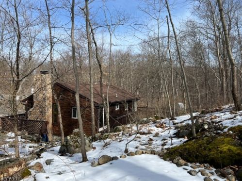 79 Shawnee Trl, Wharton, NJ 07885-2919