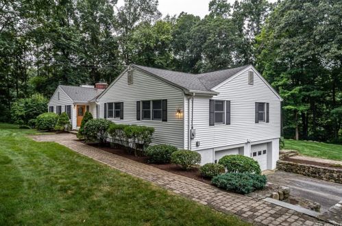 15 Sunset Hill Rd, Wilton CT  06897-4925 exterior