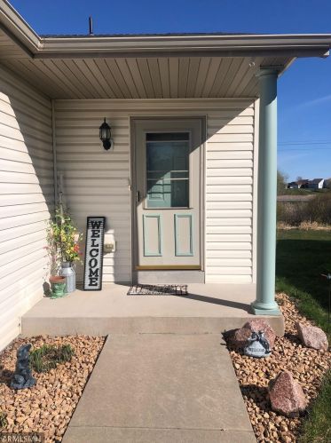 1938 Knollwood Cir, Saint Cloud, MN 56303-4683