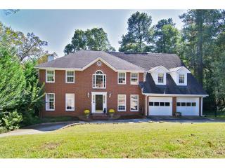 1864 Cedar Cliff Dr, Smyrna, GA 30080-5884
